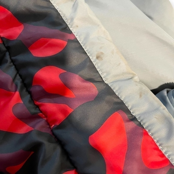 Nike Air Jordan Jumpman Reversible Quilted Puffer Vest, Red Camo/Grey, Size XS - Picture 12 of 12
